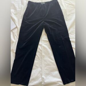 Jones Wear Sport Women's Black Straight Leg Pants velvety fabric 1% spandex